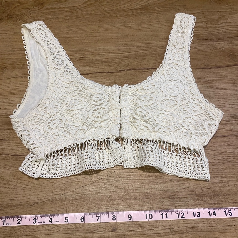 Stylish Cream Lace Crop Top - Picture 15 of 16